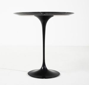 SAARINEN EERO (1910 - 1961) : Coppia di tavoli da salotto mod. Tulip per Knoll  - Asta DESIGN E ARTI DECORATIVE DEL NOVECENTO - Associazione Nazionale - Case d'Asta italiane