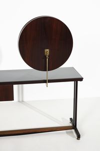 MANIFATTURA ITALIANA : Mobile da toeletta a quattro cassetti con specchio  - Asta DESIGN E ARTI DECORATIVE DEL NOVECENTO - Associazione Nazionale - Case d'Asta italiane