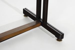 MANIFATTURA ITALIANA : Mobile da toeletta a quattro cassetti con specchio  - Asta DESIGN E ARTI DECORATIVE DEL NOVECENTO - Associazione Nazionale - Case d'Asta italiane