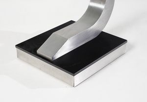 RIZZO WILLY (1928 - 2013) : Tavolo per Mario Sabot  - Asta DESIGN E ARTI DECORATIVE DEL NOVECENTO - Associazione Nazionale - Case d'Asta italiane