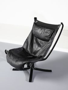 RESSEL SIGURD (1920 - 2010) : Coppia di poltrone mod. Falcon per Vatne Moble, Norvegia  - Asta DESIGN E ARTI DECORATIVE DEL NOVECENTO - Associazione Nazionale - Case d'Asta italiane