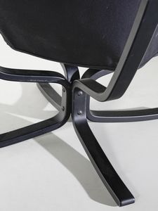 RESSEL SIGURD (1920 - 2010) : Coppia di poltrone mod. Falcon per Vatne Moble, Norvegia  - Asta DESIGN E ARTI DECORATIVE DEL NOVECENTO - Associazione Nazionale - Case d'Asta italiane