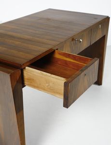 PONTI GIO (1891 - 1979) : nello stile di. Scrivania  - Asta DESIGN E ARTI DECORATIVE DEL NOVECENTO - Associazione Nazionale - Case d'Asta italiane