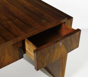 PONTI GIO (1891 - 1979) : nello stile di. Scrivania  - Asta DESIGN E ARTI DECORATIVE DEL NOVECENTO - Associazione Nazionale - Case d'Asta italiane