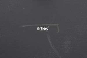 CINI BOERI (1924-2020) & LAURA GRIZIOTTI (n. 1942) : Divano della serie Strips per Arflex, Milano  - Asta DESIGN E ARTI DECORATIVE DEL NOVECENTO - Associazione Nazionale - Case d'Asta italiane