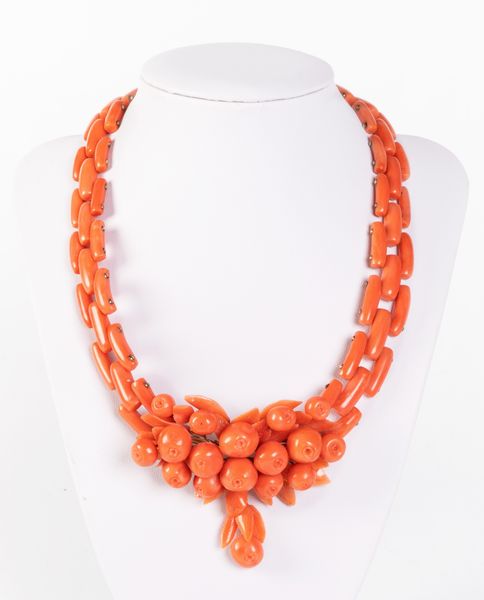 Antica collana in corallo arancio  - Asta Gioielli e Orologi - Associazione Nazionale - Case d'Asta italiane