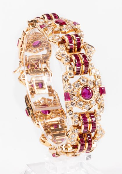 Bracciale a maglie in oro giallo con rubini e diamanti  - Asta Gioielli e Orologi - Associazione Nazionale - Case d'Asta italiane