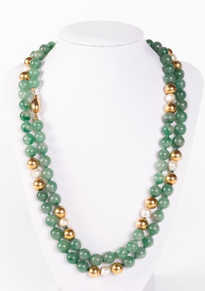 Lunga collana in giadeite, oro giallo e perle  - Asta Gioielli e Orologi - Associazione Nazionale - Case d'Asta italiane