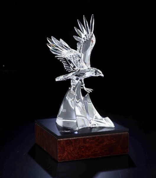 Aquila Swarovski The Eagle edizione limitata  - Asta Swarovski: Crystalized Elegance - Associazione Nazionale - Case d'Asta italiane