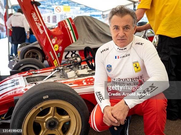 Tuta di Jean Ales� utilizzata mentre guidav la Ferrari 312 B3 di Niki Lauda durante il Monaco Grand Prix Historique. Autografabile su richiesta  - Asta Asta a tempo Benefica | Fondazione LAPS X Progetto Arca per Housing Sociale Bodio - Associazione Nazionale - Case d'Asta italiane