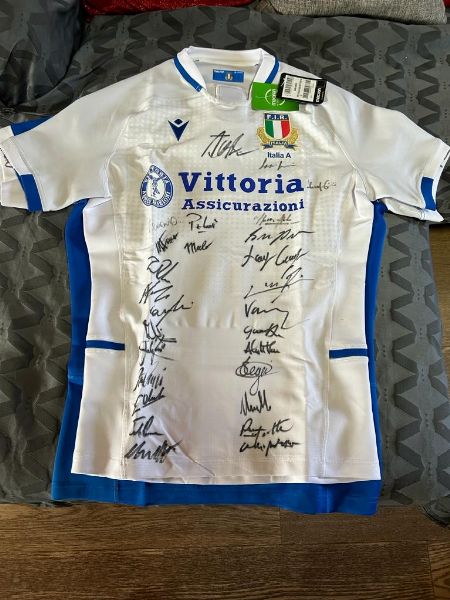 Maglia FIR firmata dalla Nazionale Italiana e dagli All Blacks  - Asta Asta a tempo Benefica | Fondazione LAPS X Progetto Arca per Housing Sociale Bodio - Associazione Nazionale - Case d'Asta italiane
