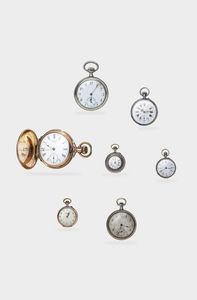 LOTTI DI SETTE OROLOGI DA TASCA - alcuni in argento  uno  (Waltham) e altri in metallo; di varie forme e misure. Alcuni funzionanti  altri non f [..]