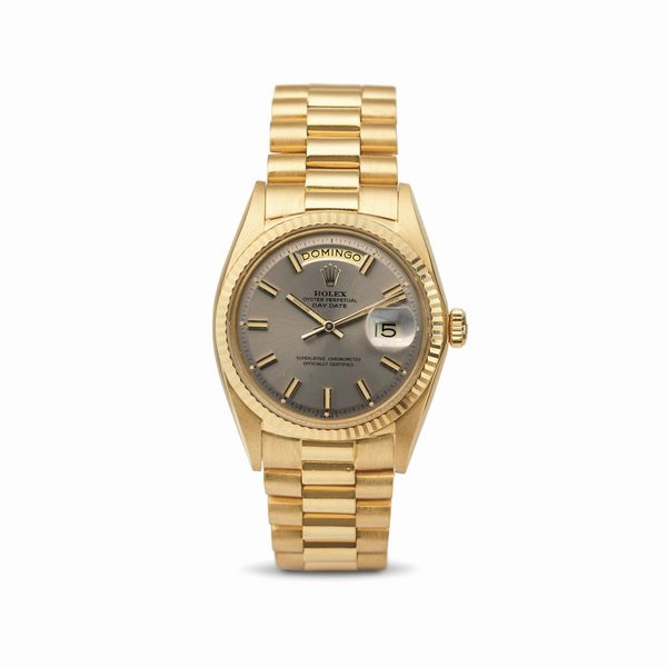 ROLEX : Classico ed elegante Daydate 1803, in oro giallo 18k con particolare quadrante color visone ed indici Wide Boy, bracciale President con chiusura a scomparsa  - Asta Orologi da Polso - Associazione Nazionale - Case d'Asta italiane
