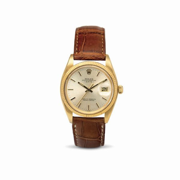 ROLEX : Raffinato ed attraente Date ref 1503 in oro giallo 18k, quadrante Argent� con deployante originale  - Asta Orologi da Polso - Associazione Nazionale - Case d'Asta italiane