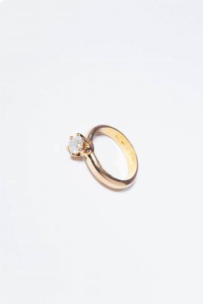 ANELLO : Peso gr 5 7 Misura 12 (52) in oro rosa con diamante solitario di ct 0 30 ca.  - Asta Gioielli - Associazione Nazionale - Case d'Asta italiane
