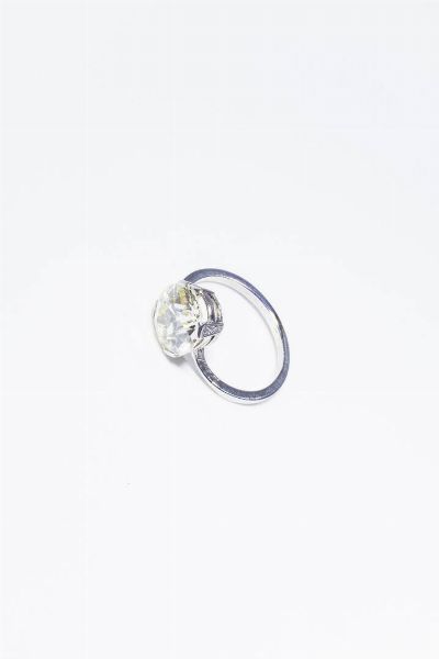 ANELLO : Peso gr 3 6 Misura 12 (52) in oro bianco con diamante solitario taglio vecchio di ct 3 0 ca.  - Asta Gioielli - Associazione Nazionale - Case d'Asta italiane