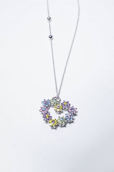 PASQUALE BRUNI : Peso gr 11 3 Catena con ciondolo in oro bianco  firmato Pasquale Bruni  a forma di cuore con fiori in pietre fini.  - Asta Gioielli - Associazione Nazionale - Case d'Asta italiane