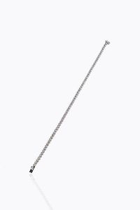 BRACCIALE - Peso gr 7 8 Lunghezza cm 18 in oro bianco  modello tennis  con diamanti taglio brillante per totali ct 0 90 ca  [..]