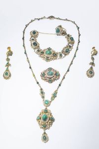PARURE - Peso gr 106 2 Misura 12 (52) in argento dorato  XIX secolo  composta da girocollo  bracciale  anello  orecchini  [..]