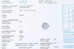 DIAMANTE - di ct 3 09 ca  colore L  purezza SI1. Certificato di analisi RAG D21003 25/01/2021