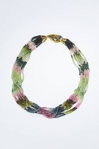 GIROCOLLO - Lunghezza cm 44 5 composto da dieci fili di sfere di tormaline di vari colori  lavorati a torchon. Chiusura in  [..]