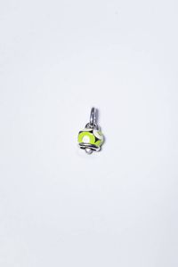 CHANTECLER - Peso gr 5 1 Ciondolo in oro bianco  firmato Chantecler  in smalti policromi e un diamante taglio brillante di  [..]