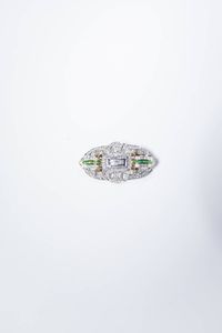 SPILLA - Peso gr 16 2 Cm 2 5x4 5 in oro bianco  in stile Dco  di forma rettangolare con angoli ovalizzati con diamanti  [..]