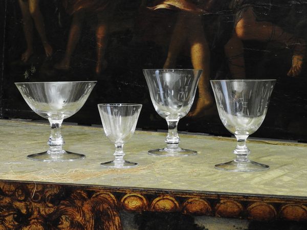 Servizio di bicchieri in cristallo sabbiato  - Asta Una casa fiorentina. Tra tradizione e modernit Le collezioni, i dipinti, gli arredi - III  - Associazione Nazionale - Case d'Asta italiane