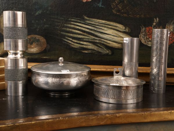 Accessori per la casa in metallo argentato  - Asta Una casa fiorentina. Tra tradizione e modernit Le collezioni, i dipinti, gli arredi - III  - Associazione Nazionale - Case d'Asta italiane