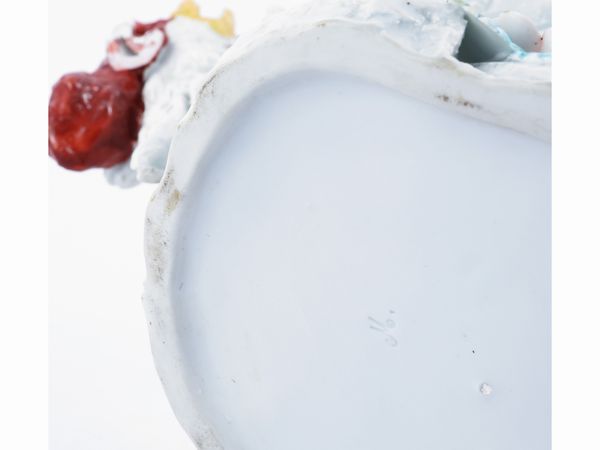 Coppia di galli in porcellana  - Asta Una casa fiorentina. Tra tradizione e modernit Le collezioni, i dipinti, gli arredi - III  - Associazione Nazionale - Case d'Asta italiane