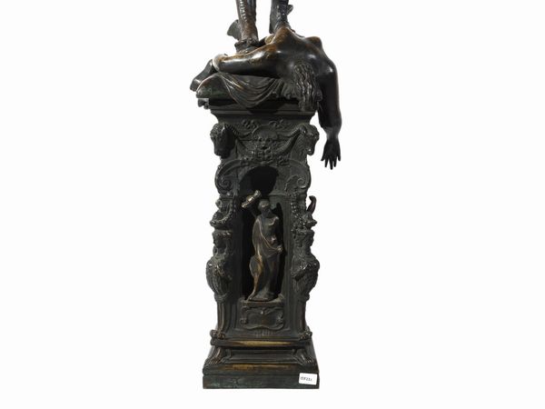 SCULTORE ITALIANO DEL XIX SECOLO : Perseo con la testa di Medusa, da Benvenuto Cellini  - Asta Una casa fiorentina. Tra tradizione e modernit Le collezioni, i dipinti, gli arredi - III  - Associazione Nazionale - Case d'Asta italiane