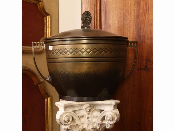 Paiolo in ottone  - Asta Una casa fiorentina. Tra tradizione e modernit Le collezioni, i dipinti, gli arredi - III  - Associazione Nazionale - Case d'Asta italiane