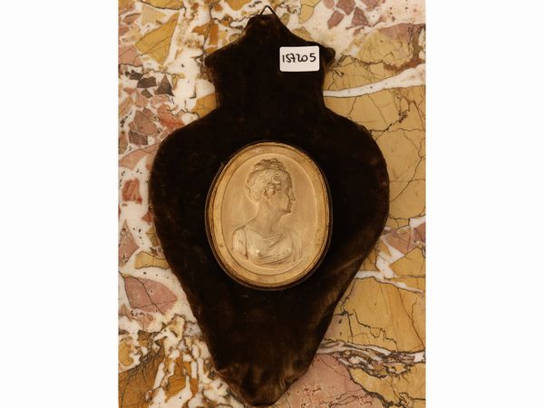 Cammeo in gesso  - Asta Una casa fiorentina. Tra tradizione e modernit Le collezioni, i dipinti, gli arredi - III  - Associazione Nazionale - Case d'Asta italiane