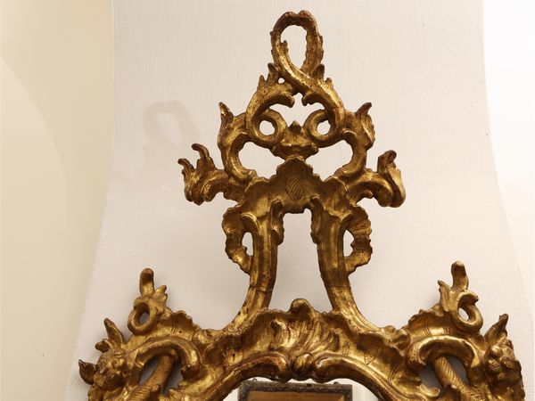 Grande ventola in legno dorato  - Asta Una casa fiorentina. Tra tradizione e modernit Le collezioni, i dipinti, gli arredi - III  - Associazione Nazionale - Case d'Asta italiane
