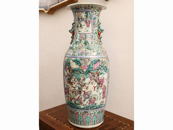 Coppia di vasi in porcellana  - Asta Una casa fiorentina. Tra tradizione e modernit Le collezioni, i dipinti, gli arredi - III  - Associazione Nazionale - Case d'Asta italiane