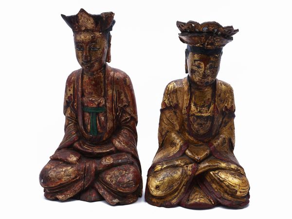 Due figure di Buddha in legno intagliato e dorato  - Asta Una casa fiorentina. Tra tradizione e modernit Le collezioni, i dipinti, gli arredi - III  - Associazione Nazionale - Case d'Asta italiane