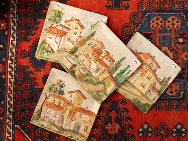 Serie di quattro formelle decorative in ceramica  - Asta Una casa fiorentina. Tra tradizione e modernit Le collezioni, i dipinti, gli arredi - III  - Associazione Nazionale - Case d'Asta italiane