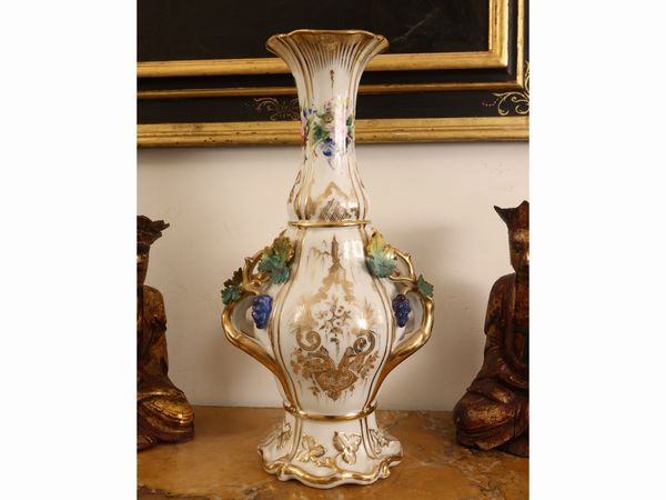 Coppia di vasi in porcellana  - Asta Una casa fiorentina. Tra tradizione e modernit Le collezioni, i dipinti, gli arredi - III  - Associazione Nazionale - Case d'Asta italiane