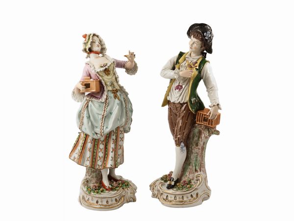 Coppia di grandi figure in porcellana policroma  - Asta Una casa fiorentina. Tra tradizione e modernit Le collezioni, i dipinti, gli arredi - III  - Associazione Nazionale - Case d'Asta italiane