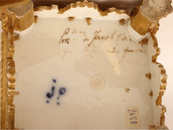 Coppia di fioriere o porta essenze in porcellana, Jacob Petit  - Asta Una casa fiorentina. Tra tradizione e modernit Le collezioni, i dipinti, gli arredi - III  - Associazione Nazionale - Case d'Asta italiane