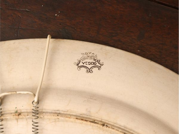 Curiosit di gusto orientale  - Asta Una casa fiorentina. Tra tradizione e modernit Le collezioni, i dipinti, gli arredi - III  - Associazione Nazionale - Case d'Asta italiane