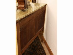 Coppia di piccoli cassettoni in legno laccato color crema  - Asta Una casa fiorentina. Tra tradizione e modernit Le collezioni, i dipinti, gli arredi - III  - Associazione Nazionale - Case d'Asta italiane