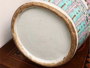 Coppia di vasi in porcellana  - Asta Una casa fiorentina. Tra tradizione e modernit Le collezioni, i dipinti, gli arredi - III  - Associazione Nazionale - Case d'Asta italiane