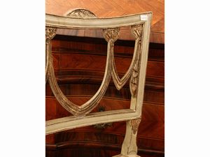 Coppia di sedie in legno laccato  - Asta Una casa fiorentina. Tra tradizione e modernit Le collezioni, i dipinti, gli arredi - III  - Associazione Nazionale - Case d'Asta italiane