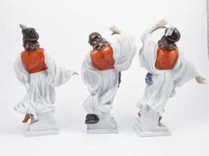 Serie di tre figure in porcellana, Herend  - Asta Una casa fiorentina. Tra tradizione e modernit� Le collezioni, i dipinti, gli arredi - III  - Associazione Nazionale - Case d'Asta italiane