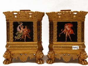 Coppia di fioriere o porta essenze in porcellana, Jacob Petit  - Asta Una casa fiorentina. Tra tradizione e modernit Le collezioni, i dipinti, gli arredi - III  - Associazione Nazionale - Case d'Asta italiane