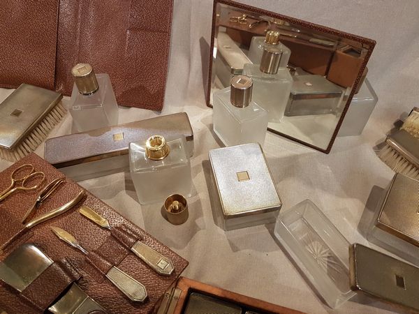 Gucci, Raffinato set maschile da viaggio con dettagli in argento, Anni Trenta  - Asta Vintagemania - Associazione Nazionale - Case d'Asta italiane