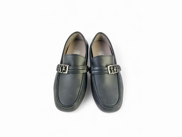 Salvatore Ferragamo, Mocassino da uomo in pelle nera  - Asta Vintagemania - Associazione Nazionale - Case d'Asta italiane