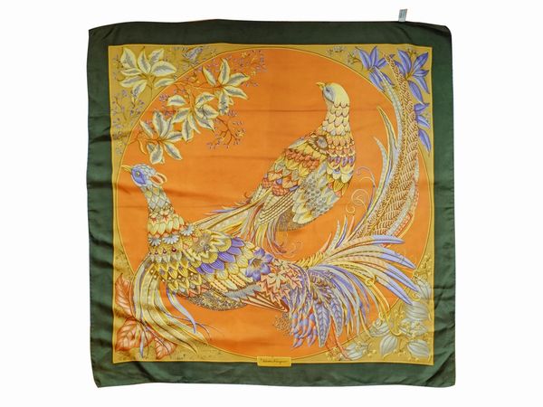 Salvatore Ferragamo, Foulard in seta  - Asta Vintagemania - Associazione Nazionale - Case d'Asta italiane