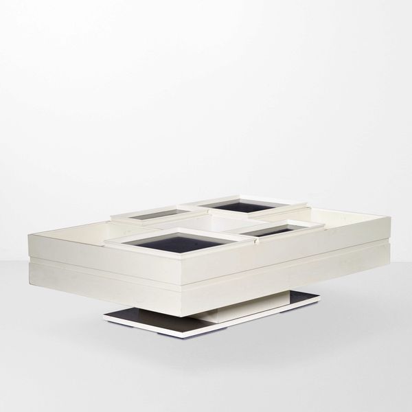 Grande tavolo basso  - Asta Design - Associazione Nazionale - Case d'Asta italiane